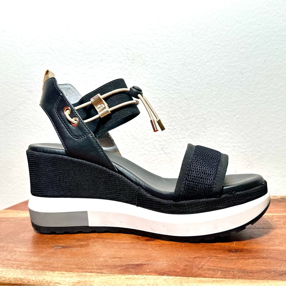 NeroGiardini Platform Wedge Sandals with Bungee Detail - Picture 5 of 10
